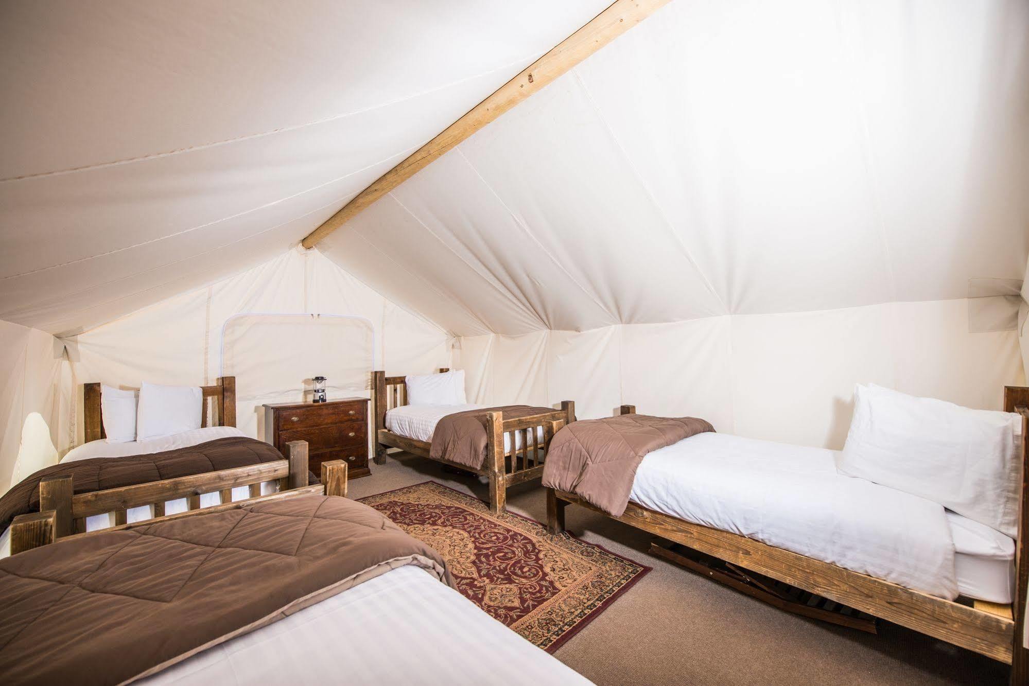 Under Canvas Moab Bagian luar foto